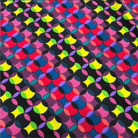 LuLaRoe Cassie Pencil Skirt Multicolor Retro Print NWT - Picture 3 of 7